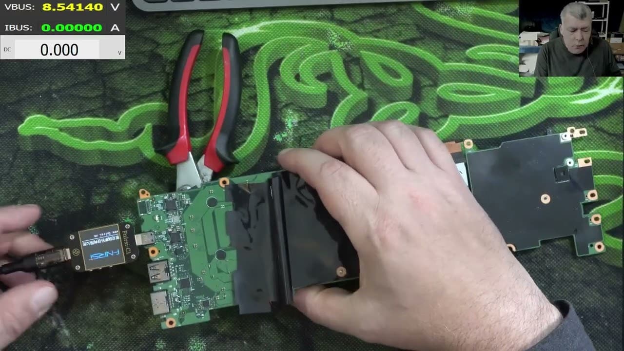 Lenovo X1 carbon gen 9 not charging - Better do these kind of jobs in the morning :D