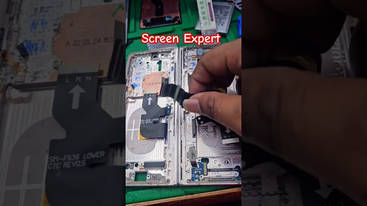 Samsung Fold4 Flex change #shotsfeed #viralshort #repair#viralshort #smartphone #samsungindia