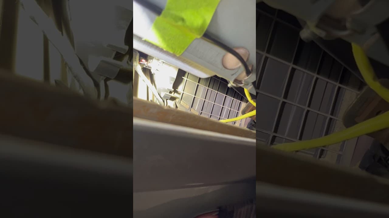Tapping noise from dash? Mostly likely a bad hvac door actuator 🤷‍♂️ #automotive #cars #chevy