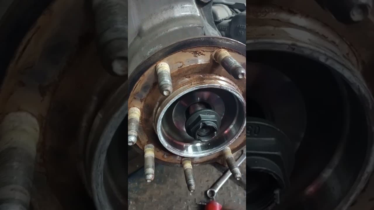 2020 Chevy 2500HD Front Wheel Bearing #mondays