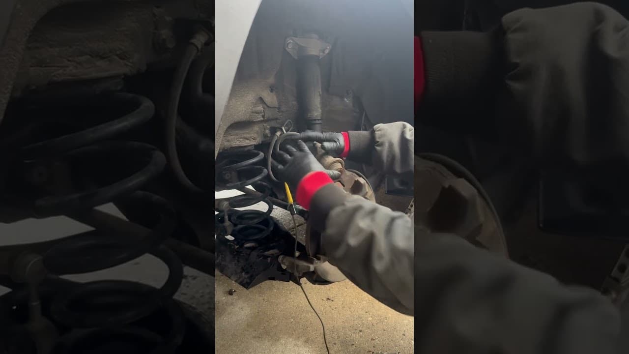 2019 rav4 how to manually retract the rear caliper #automobile #automotivetips #autofixing #autofix