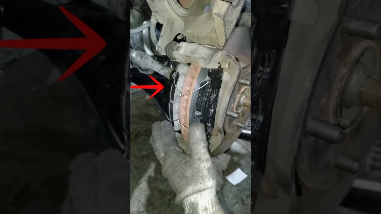 Brake Pad V Spring Clips Install. #car #mechanic #tips #tricks #avalon #@AutoMechanic88
