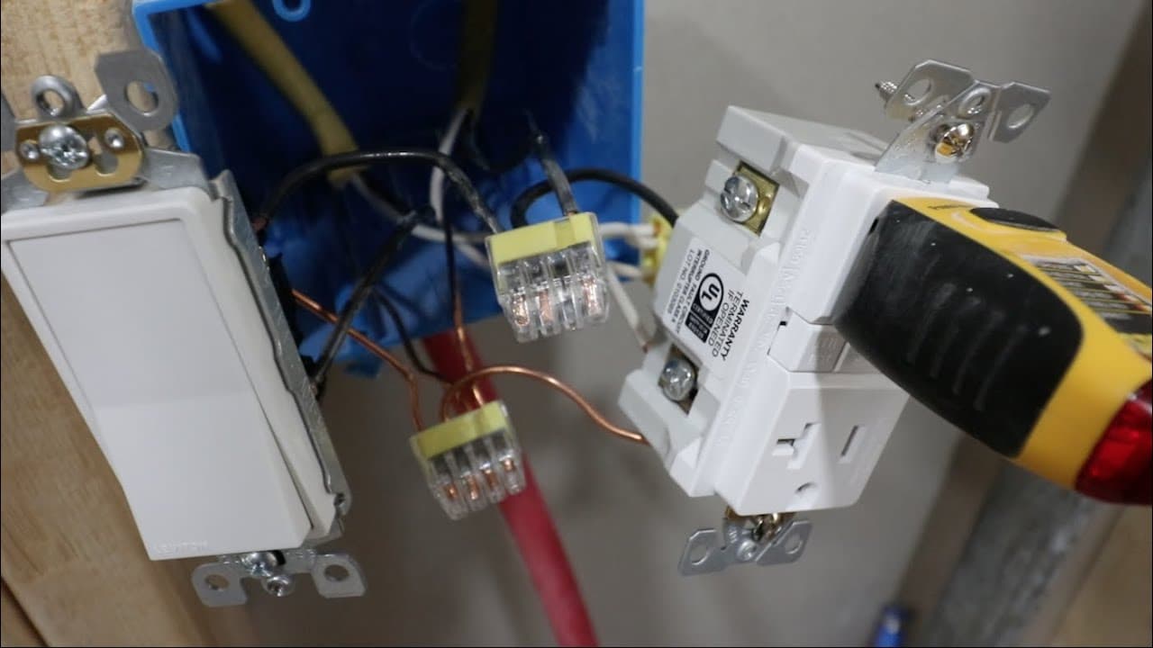 Easiest Way To Wire a Light Switch and GFCI Outlet In the Same Box
