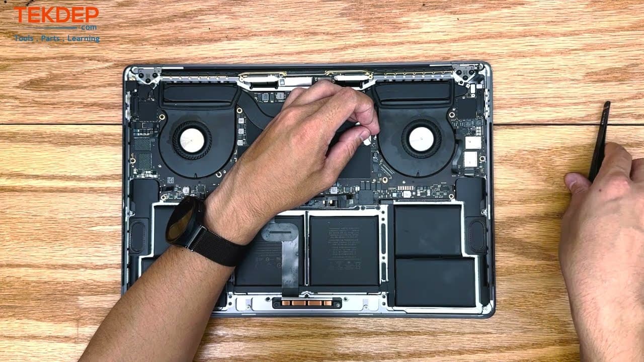2019 MacBook Pro 16" LCD Replacement | Full Screen Repair Guide A2141