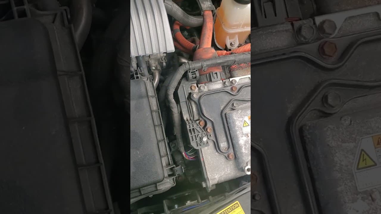 Toyota Prius Hybrid battery location and connections for reference 1.8L