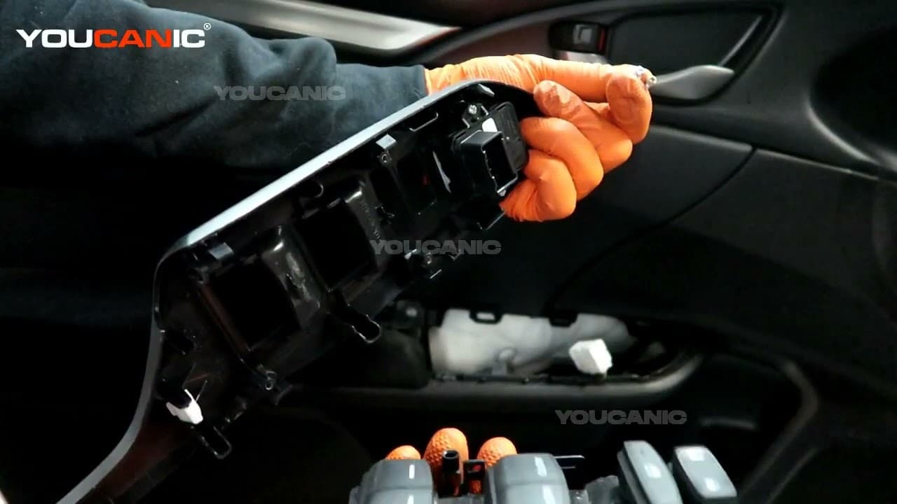 2016-2021 Honda Civic - Door Window & Side Mirror Switch Replacement