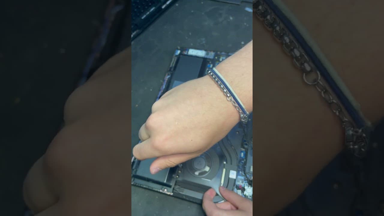 Overheating issues on Laptop | Thermal Paste Change✅