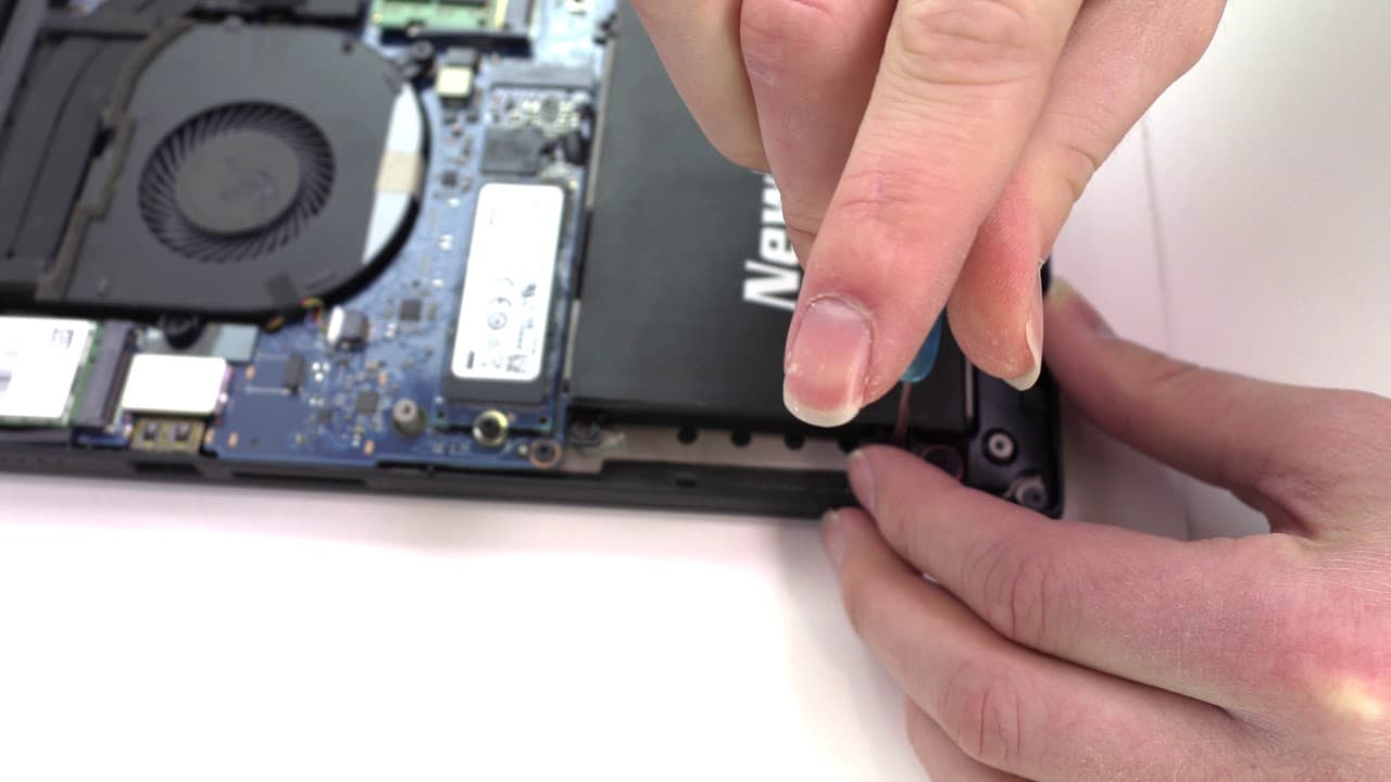 How to Replace Your Dell XPS 15 9560 Battery