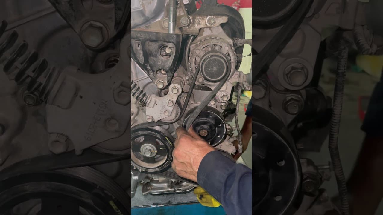 How to replace serpentine belt toyota crolla 12 modl #automobile #coracle