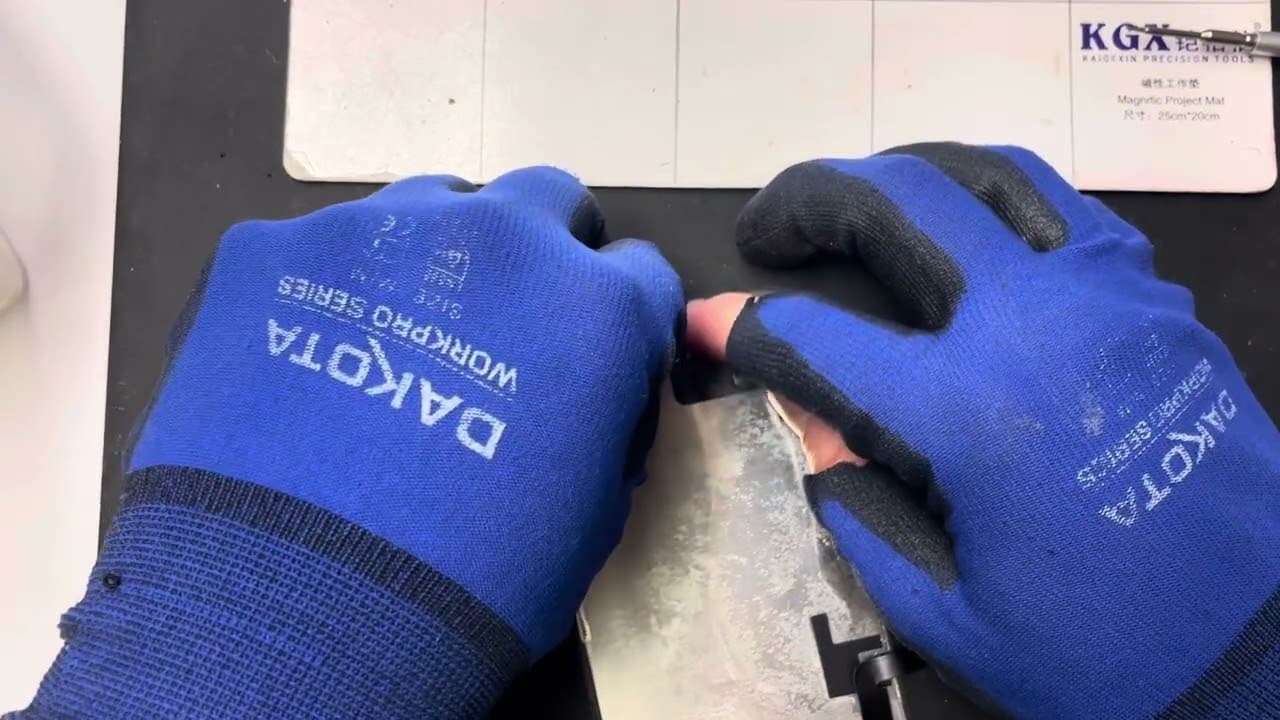 iPhone 14 Plus screen replacement