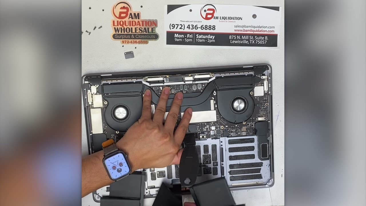 15" MacBook Pro (2017) Battery Replacement