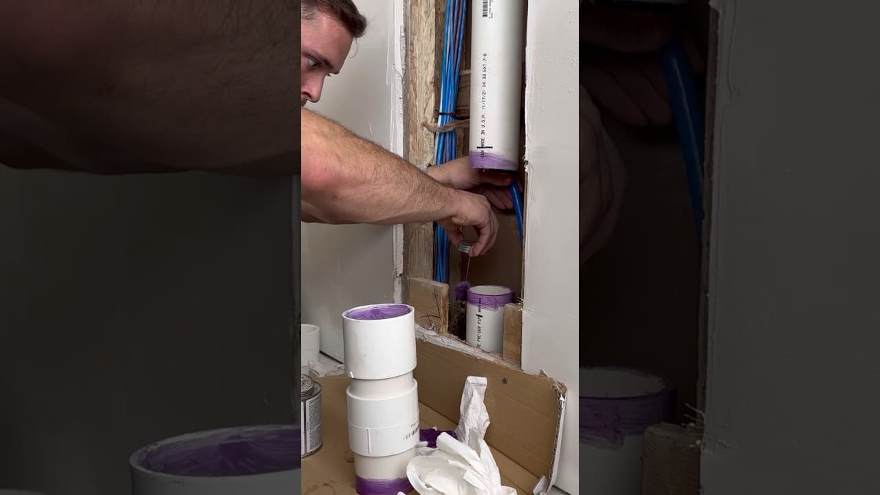 Repair Coupling on a 3” vent #plumbingservice #sparkies #electrician #trades #coupling #primer #pvc