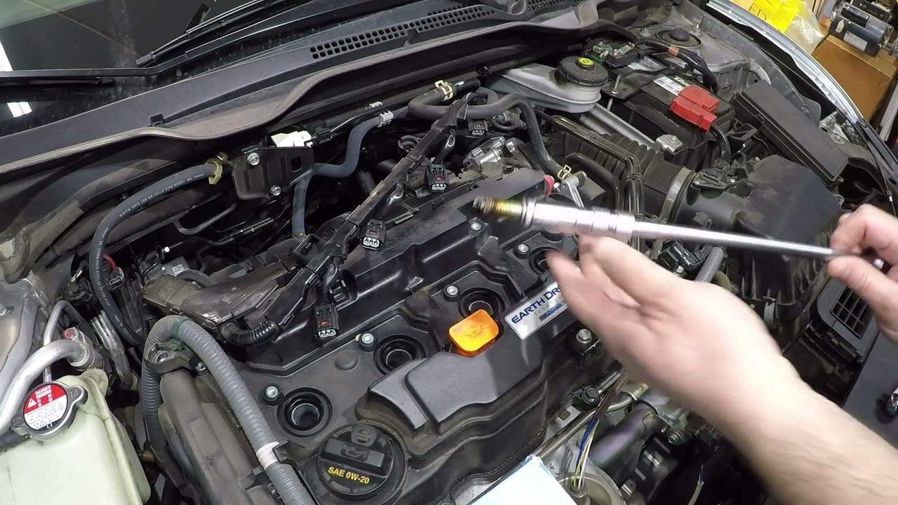 Spark plug change: 2017 Honda Civic