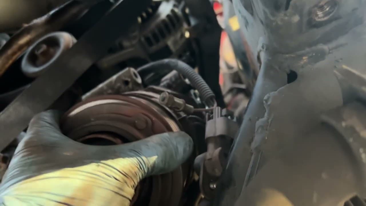 Toyota Tacoma 4.0 a/c compressor removal