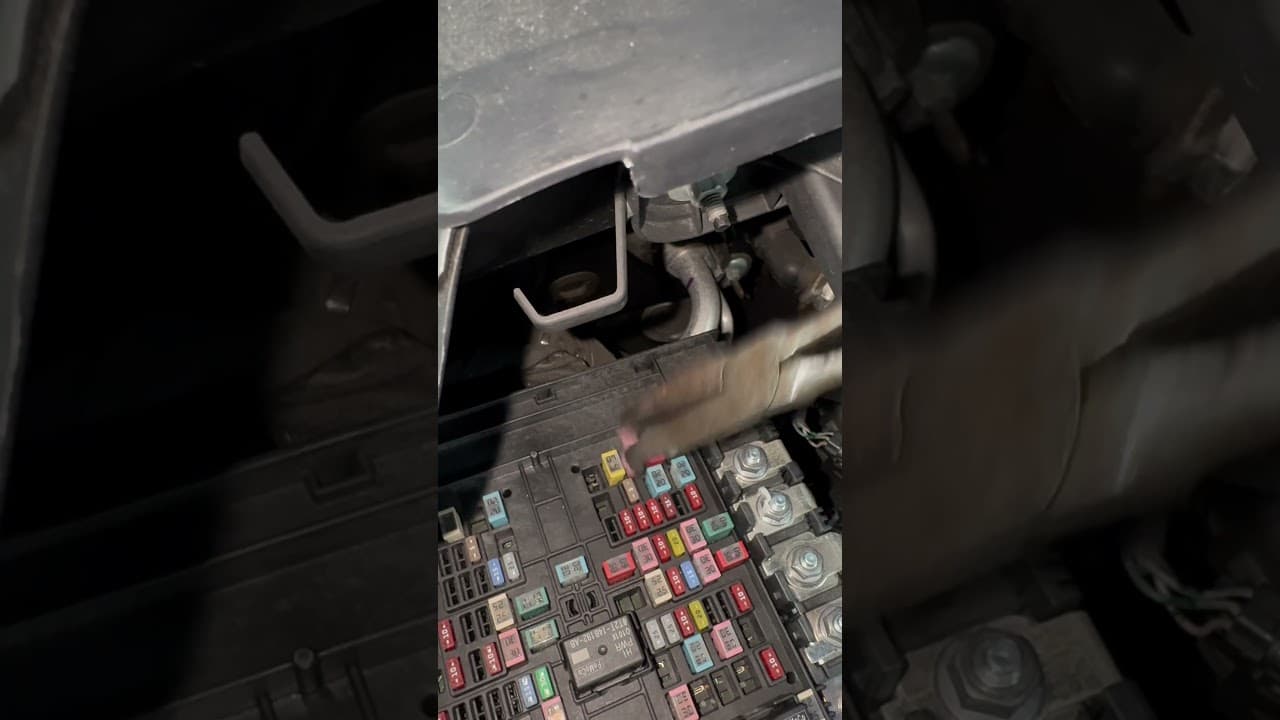 2018 ford f150 starter replacement and fuze located