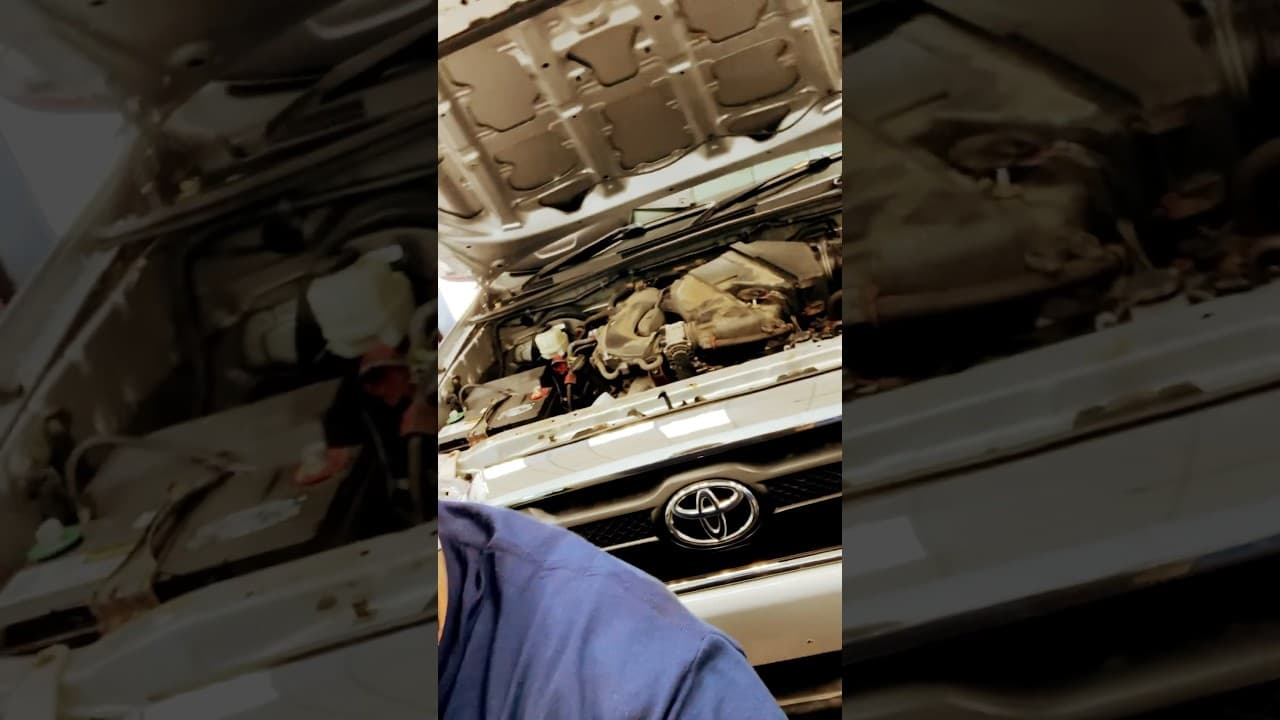 DIY A/C compressor on a Toyota Tacoma the easy way. #toyota #tacoma #ac #compressor #mechanic #easy