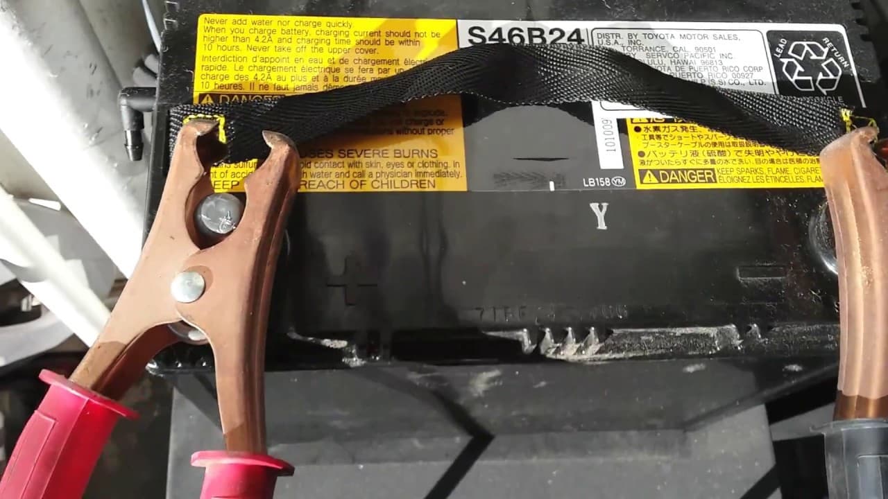 2010~2015 Toyota Prius 12v battery replaced to new