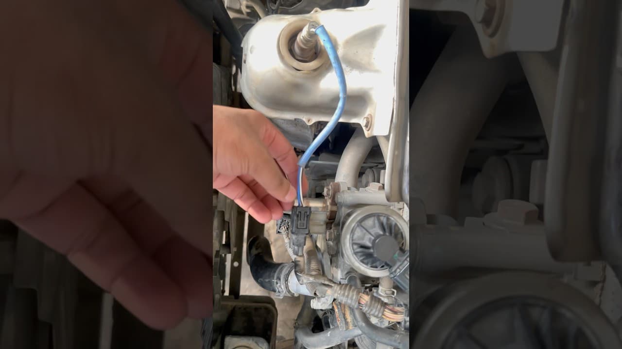 Honda civic oxygen sensor grip remove #honda #sensor #foryou #automobile #youtubeshorts #fypシ゚viral