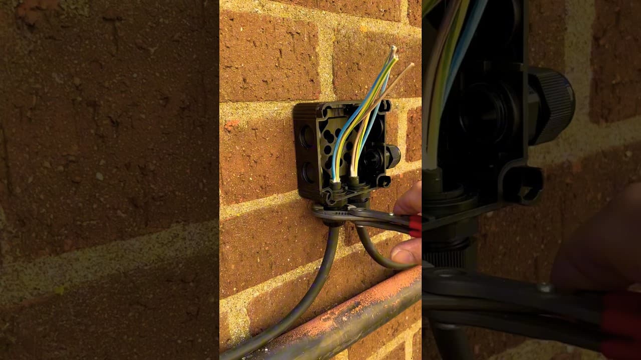 Outside lights in the sunshine! #electrician #electrical #junctionbox #lights