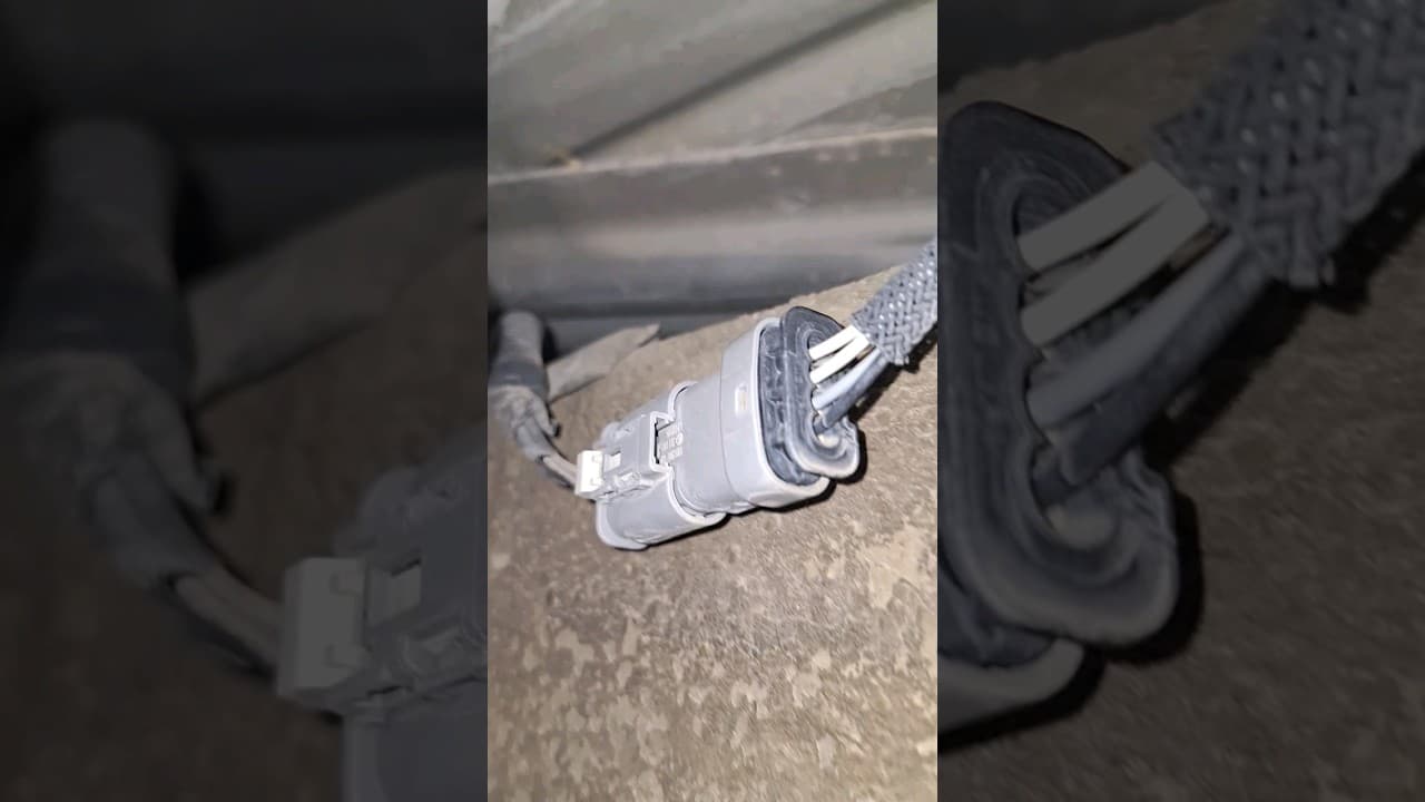 2019 Chevy Silverado 02 sensor plug in/connector