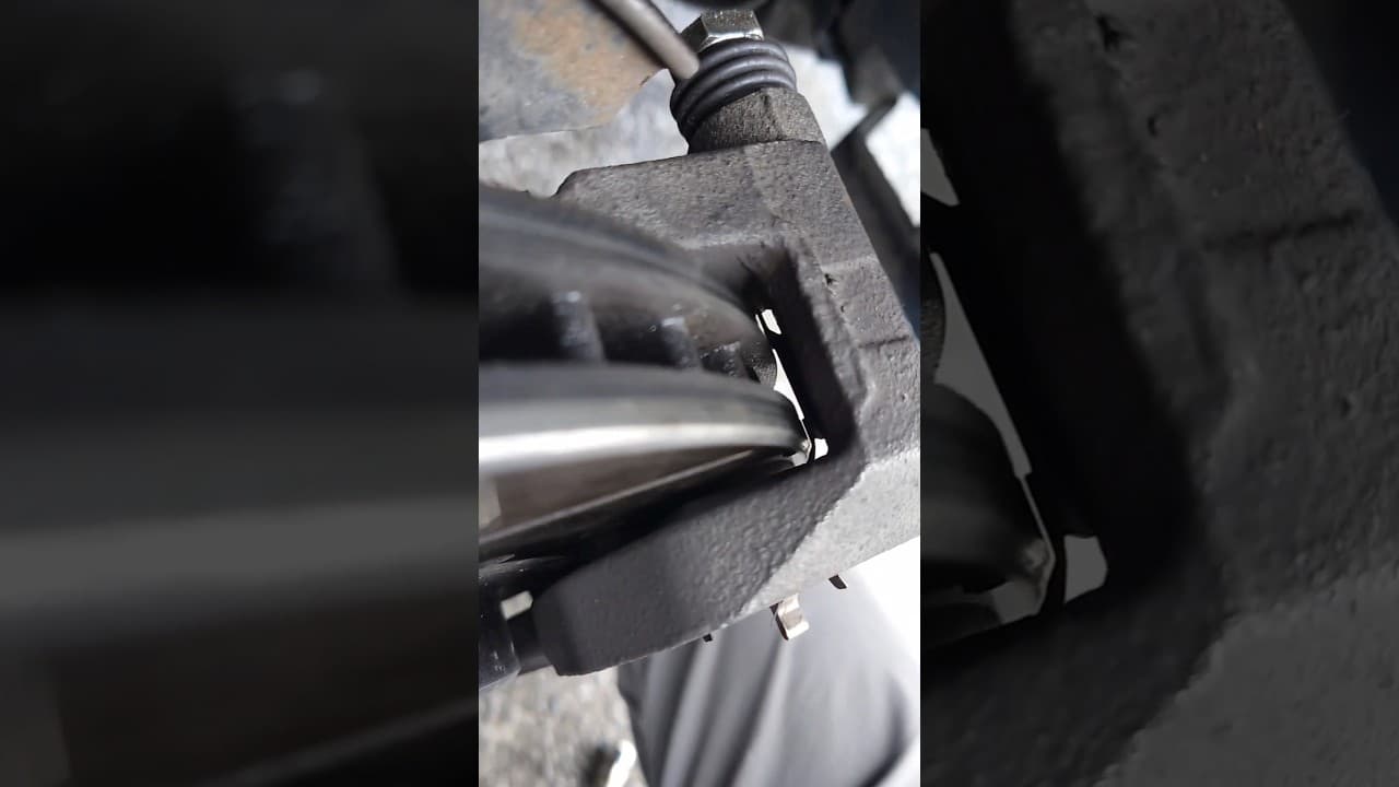 Brake Rotor Grinding Sound Found! EASY Free Fix! #brakes #rotor #acuratl