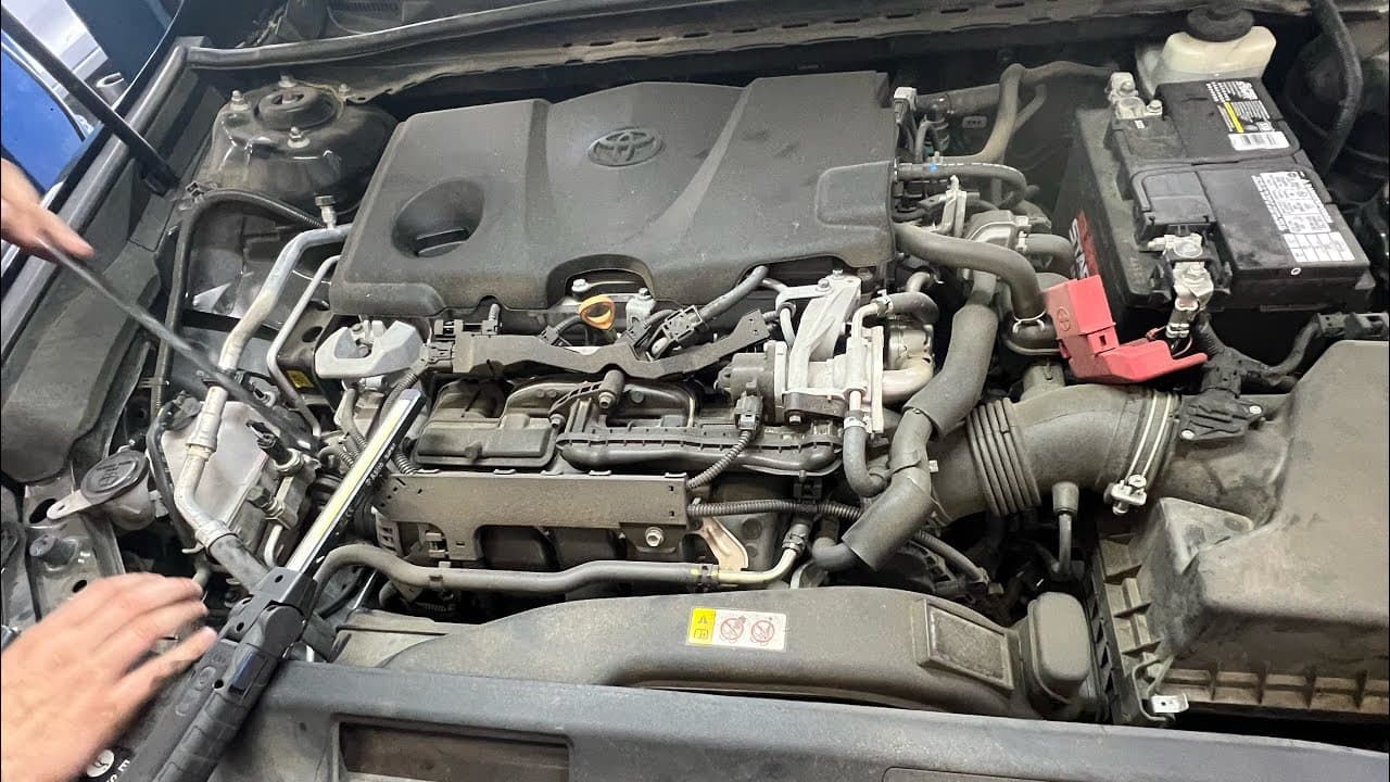 2018 Toyota Camry SE Electric Water Pump Replacement(Thay pump Nước Điện!!!!