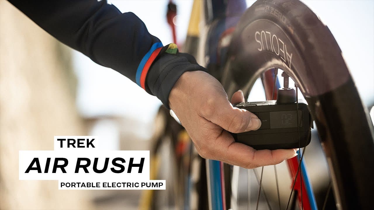 Air Rush is an electric pump that replaces your minipump or Co2 inflator | Trek Bikes
