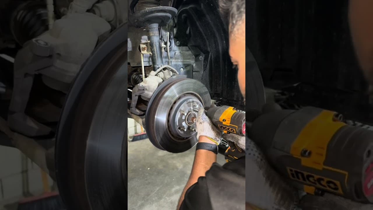 Toyota RAV4 (2019-2025): How To Replace Front Brake Pads And Rotors?