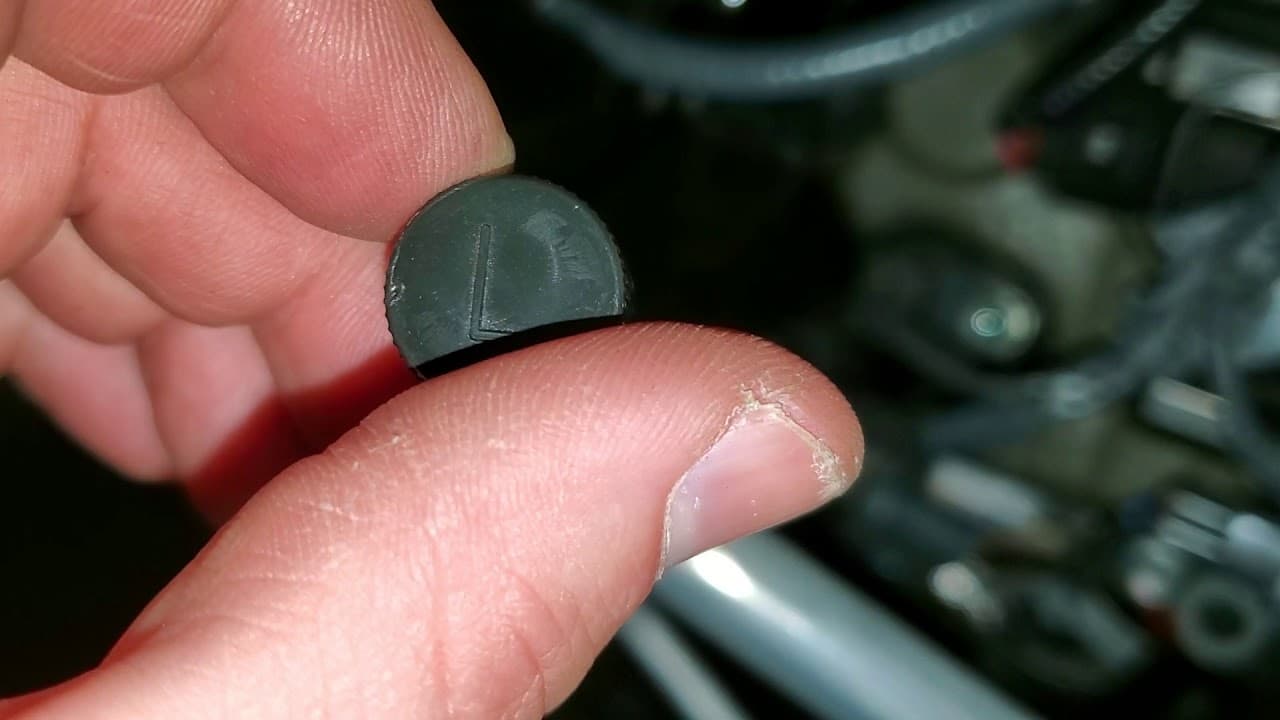 2016, 2017, 2018, 2019, 2020 & 2021 Toyota Tacoma - A/C System Low Pressure Port / Valve Location