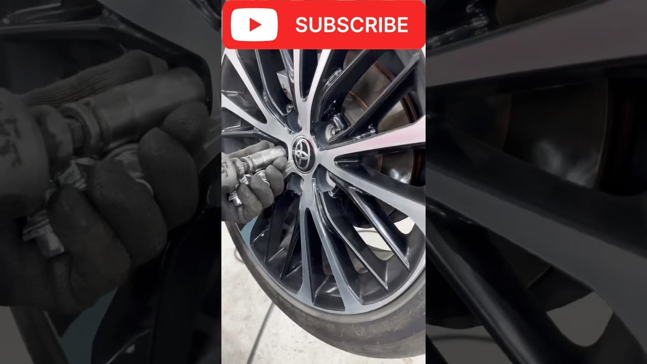 Toyota Camry front hub & bearing replacement #mechanic #automobile